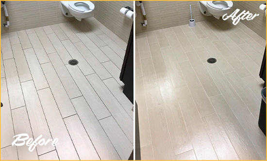 Sir Grout Cleans the Grout on this Pawleys Island Office Restroom Before and After Picture of a Pawleys Island Office Restroom's Grout Cleaned to Remove Dirt